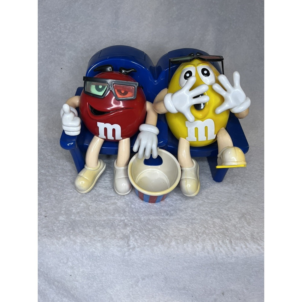 Vintage Original MM M&M's 3D Movie‎ Theater Candy Dispenser Red Yellow